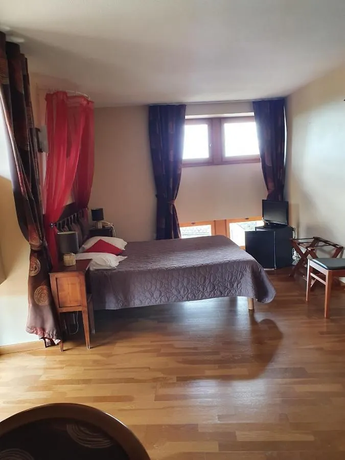 Les Galapians Hotel Vinezac
